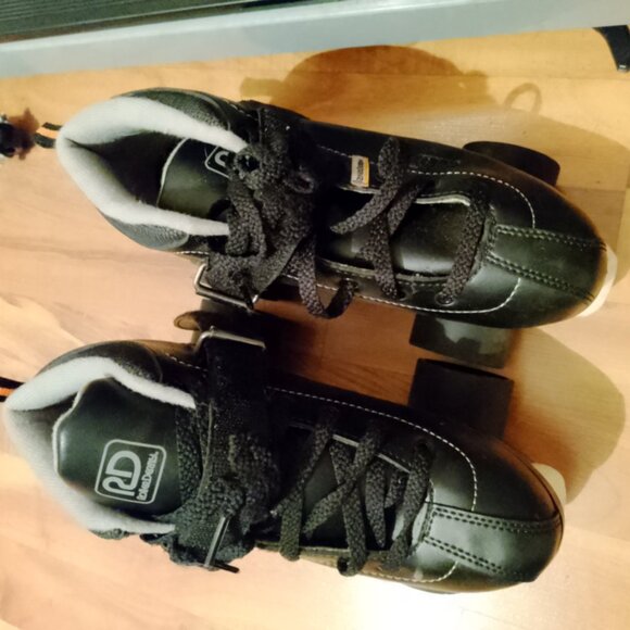 Roller Derby Black Speed Skates Size men's 8 - Picture 1 of 1